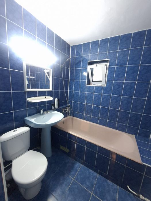 Apartament 3 camere, Etaj 1, Strada Savinesti, Targu Jiu