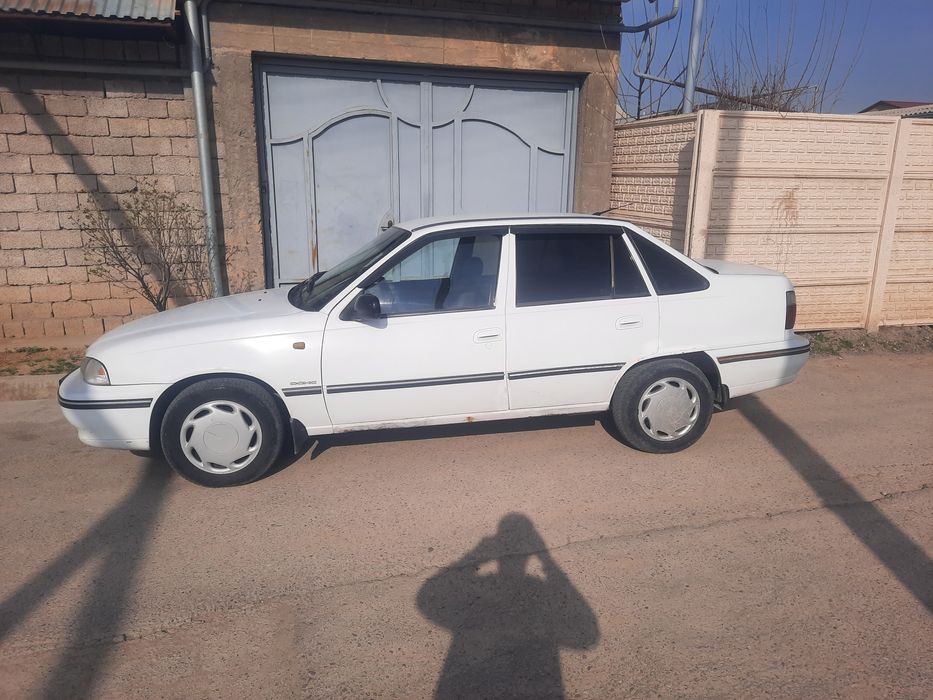 Автомобиль Нексия 1