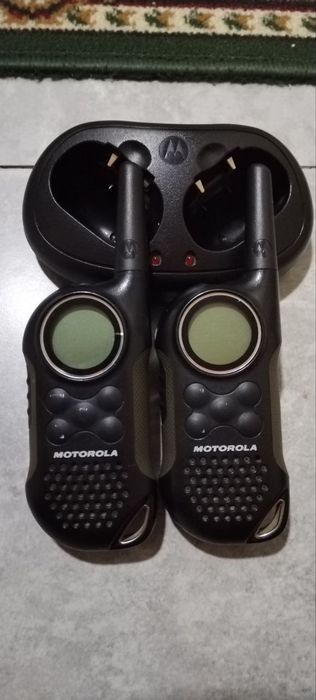 Продам рации Motorola TIkr T6