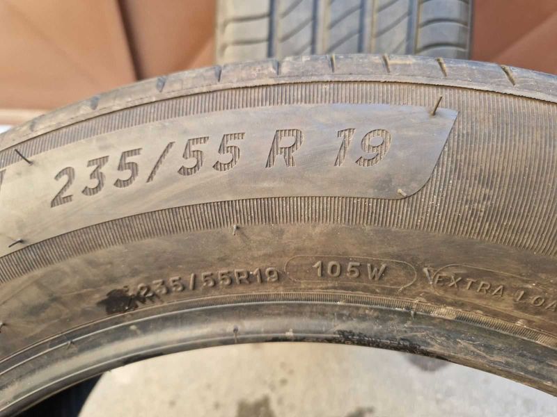 2 Michelin R19 235/55
летни гуми
DOT5122