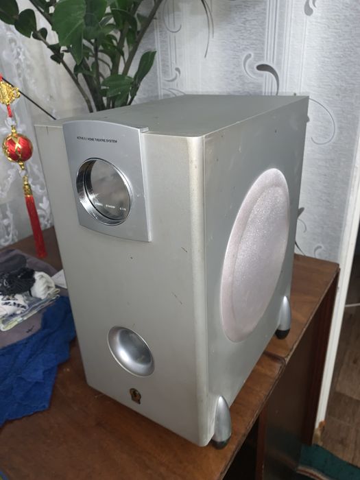 Колонка сафбуфер