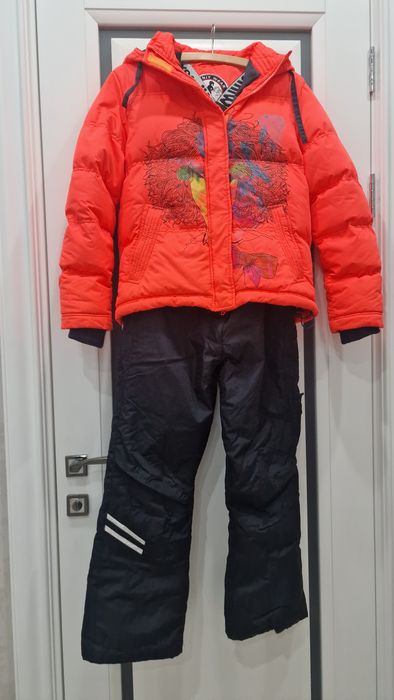 Продается лыжный костюм