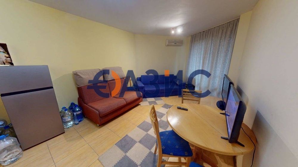 Продава се Двустаен апартамент в к.к. Слънчев бряг - 64 кв.м за 757 €/кв.м - Снимка #7