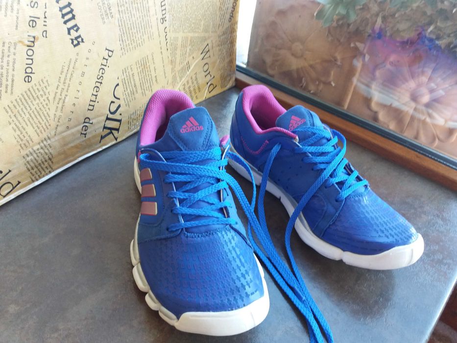 дамски маратонки,спортни обувки,кецове,Adidas,40,адидас