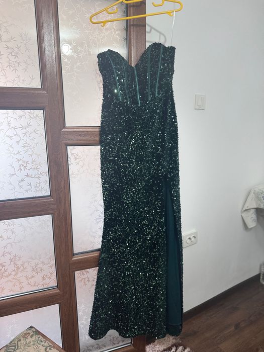 Rochie de ocazie, verde cu paiete