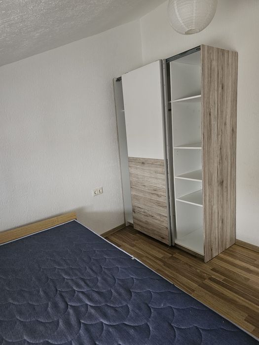 Apartament 3 camere Pretul include și cheltuielile lunare  Valea lupul