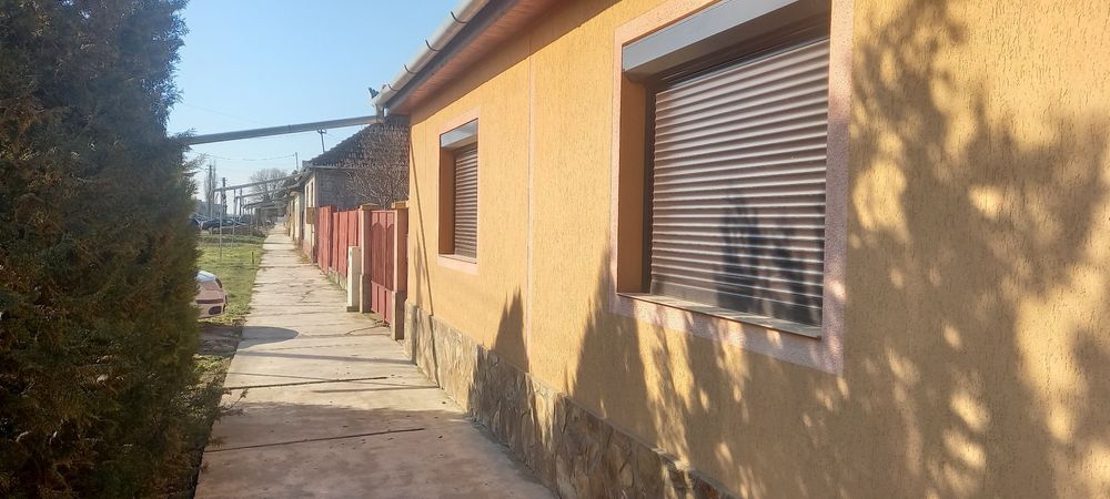 Casă de vânzare în Zimandcuz