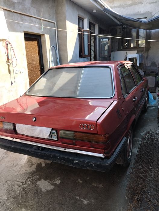 Продаю автомобиль Ауди 80