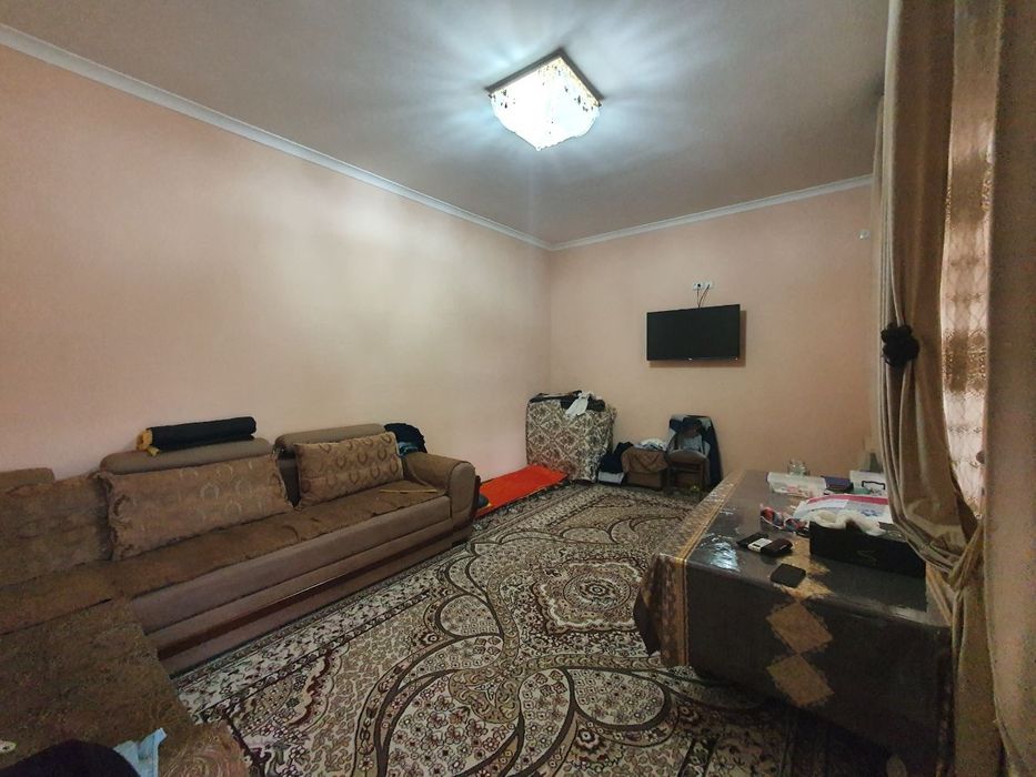 Срочни 4,5 сотикли ховли сотилади 5 хонали