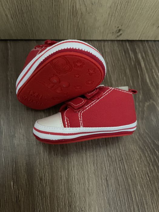 Нови бебeшки буйки/пантофки