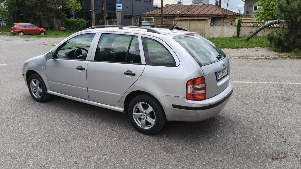 Skoda Fabia 1.4 Tdi 2005 Taxe Si Fiscal La Zi Consum 4,5% Fara Rugina
