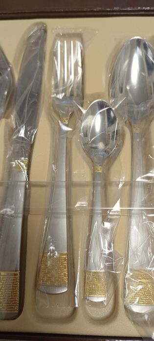 Набор столовых приборов