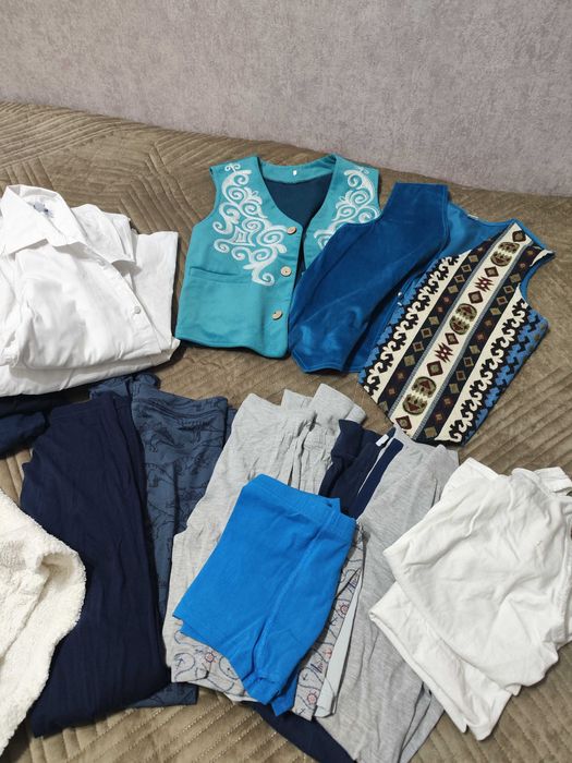 Детские вещи на мальчика 8-9 лет