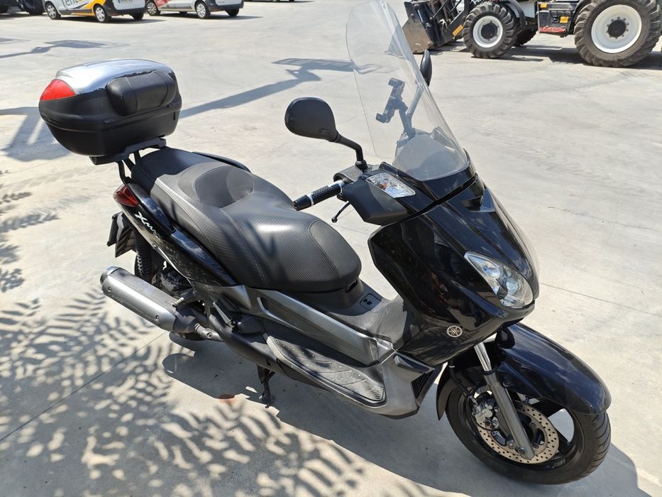 Yamaha Xmax 250i