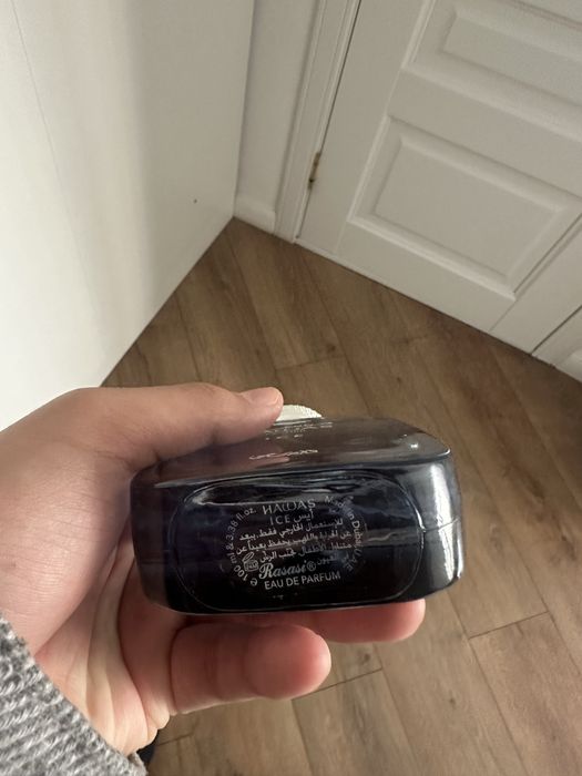 Срочно продам парфюм