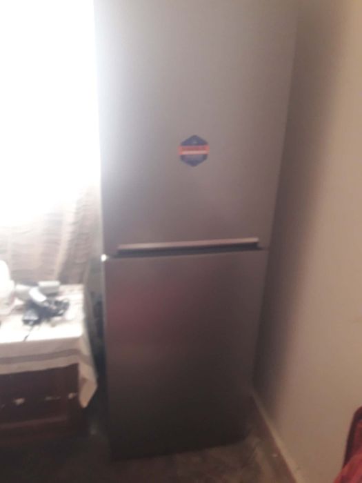 2 frigidere în stare buna