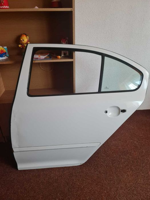 Usa spate stanga Skoda Octavia 2 Facelift 2010-2012