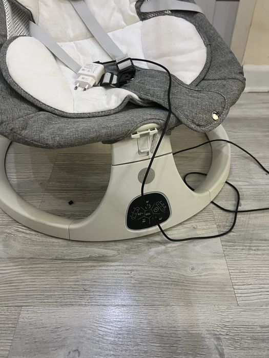 Шезлонг качалка для новорожденных