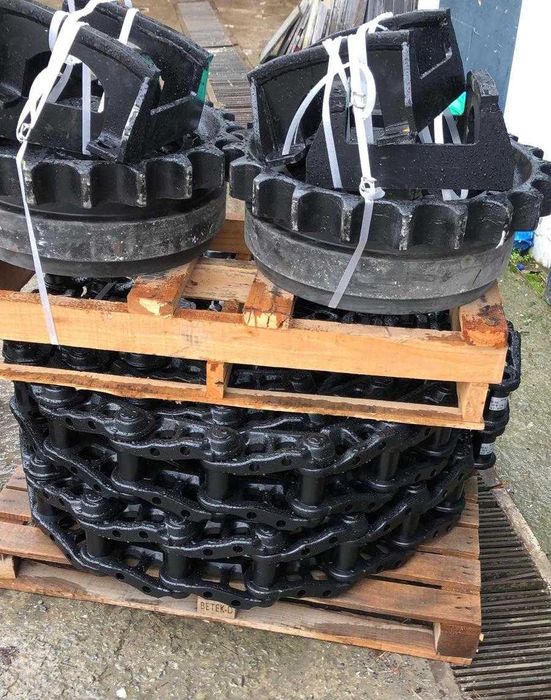 Piese utilaje excavator buldoexcavator senile lant idler rola rulare