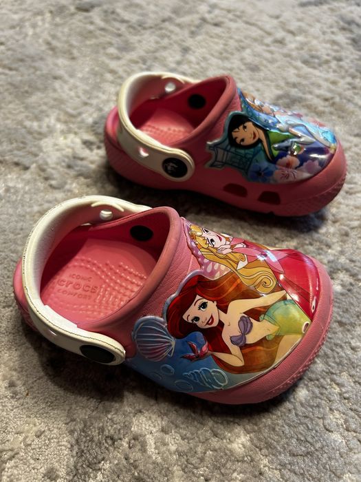 Papuci Crocs masura C6