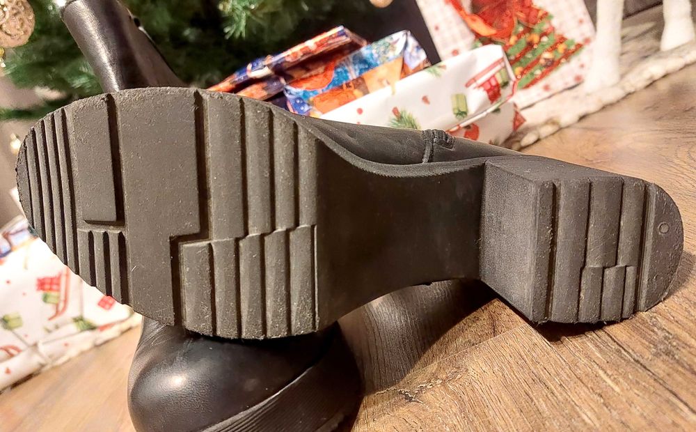 Черни боти естествена кожа