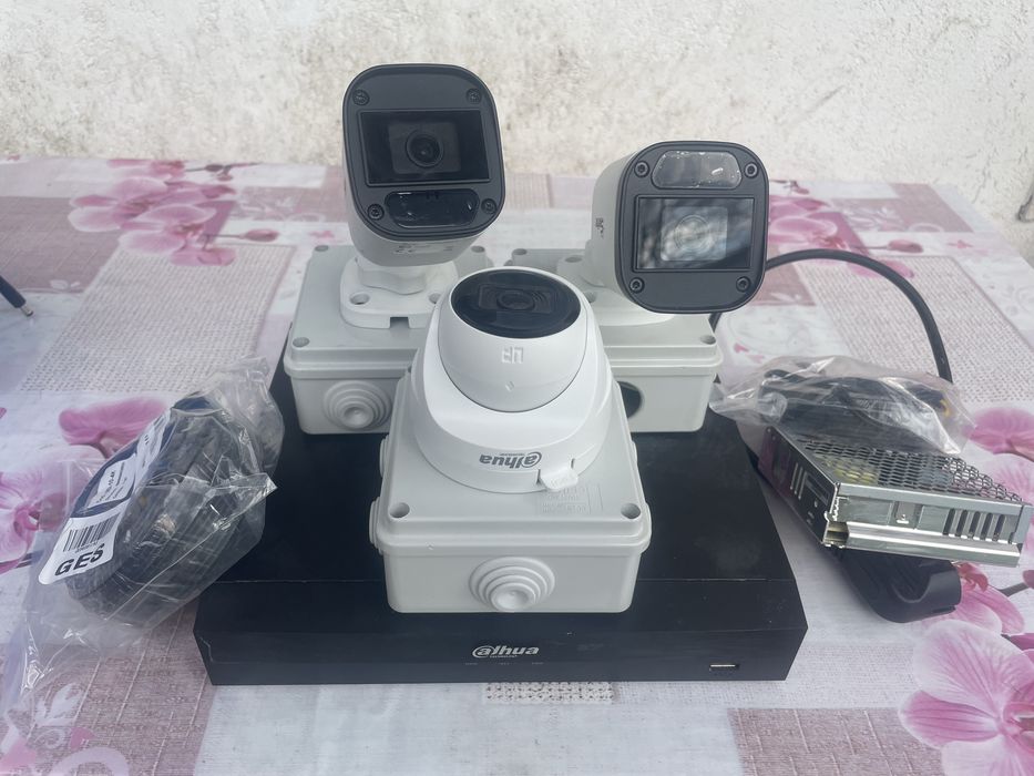 Kit camere supreveghere dahua
