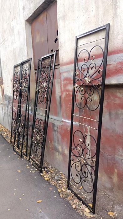 Оградки ,могилки.коршау