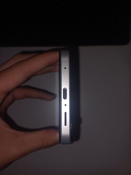 Смартфон Android