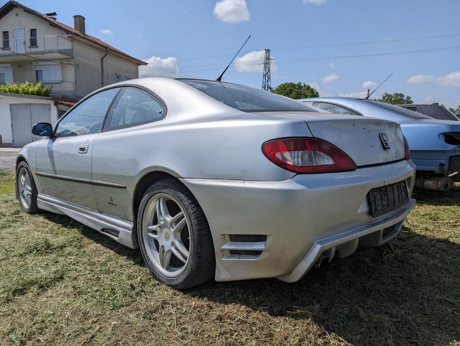 Продавам Пежо 406 купе на части