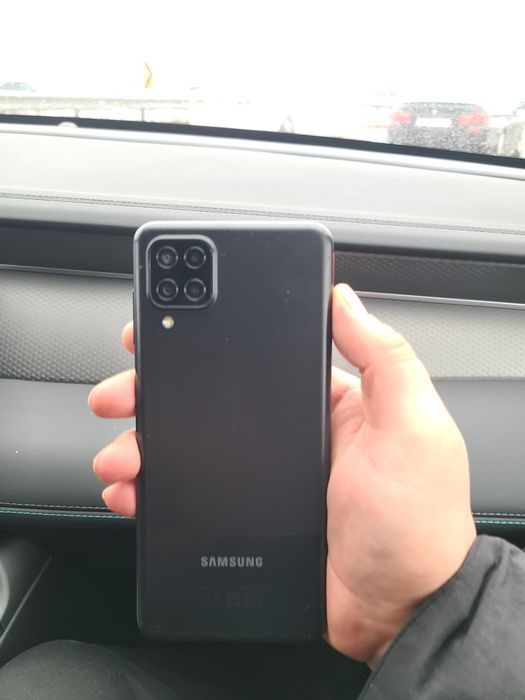 Samsung A12 продам
