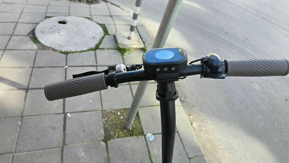 Електрическа тротинетка EMOKO - HT-T8