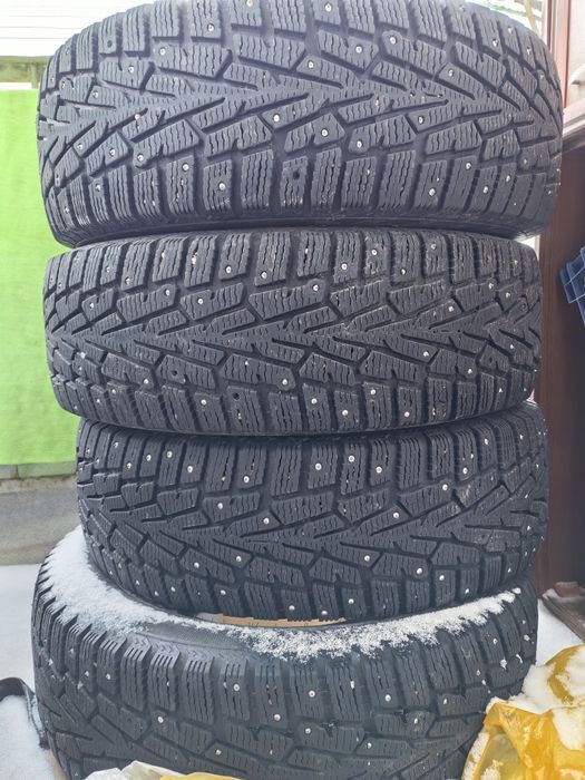 Продам зимние шины