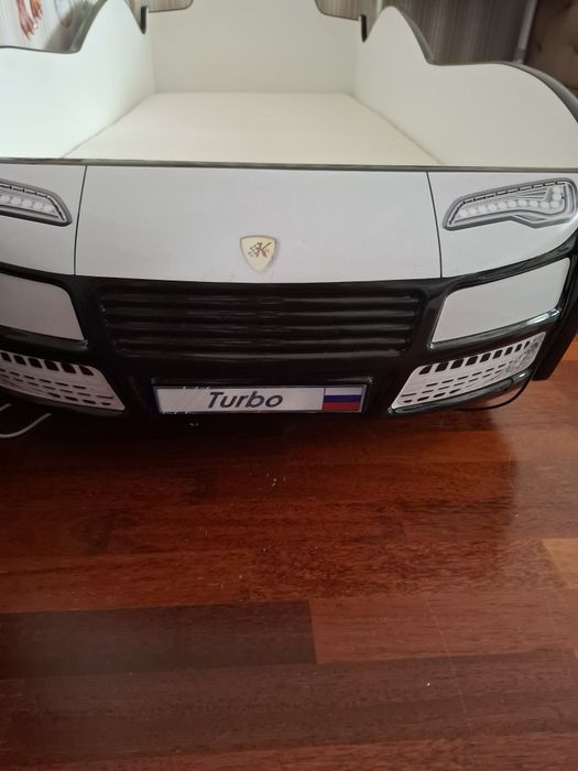 Продается Детская кровать - машинка