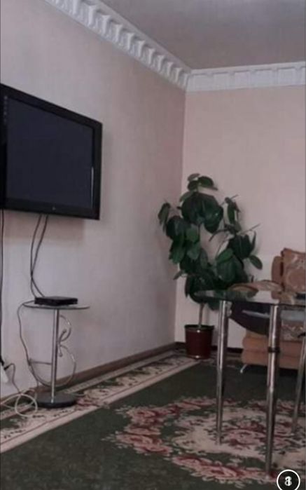 Срочно!!! Продается 4 комнатная квартира.могу дать в аренду  за 500 до