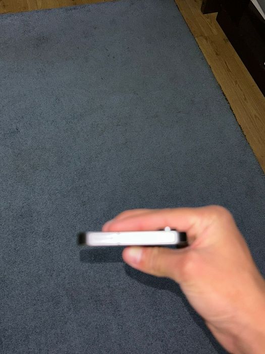 Продам Samsung s24fe