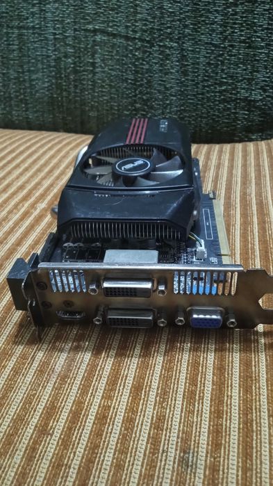 Продавам Видеокарта