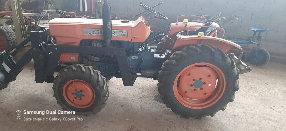 Японски трактор Kubota 4x4