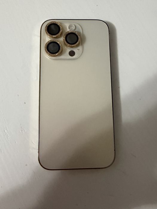 Iphone 14 pro gold