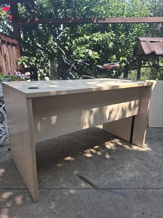 Birou solid 140 cm + scaun