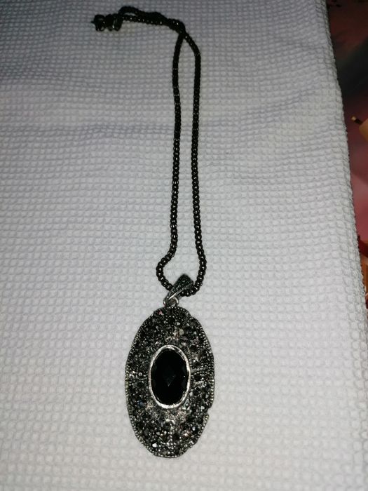 Дамски накити, колиета, цена от 10 лева до 20 лева