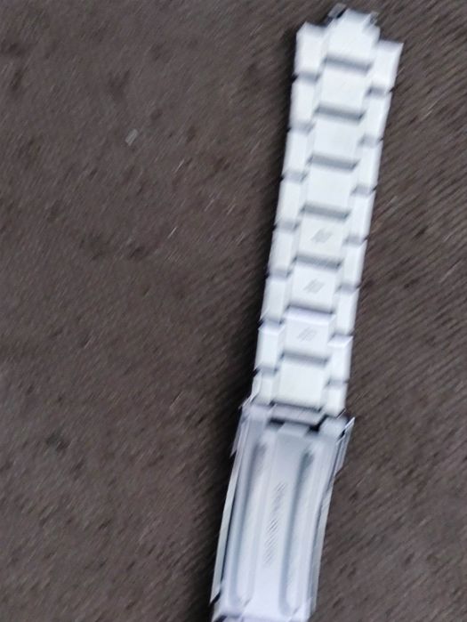 Продавам часовник Stührling professional diver 200 meter