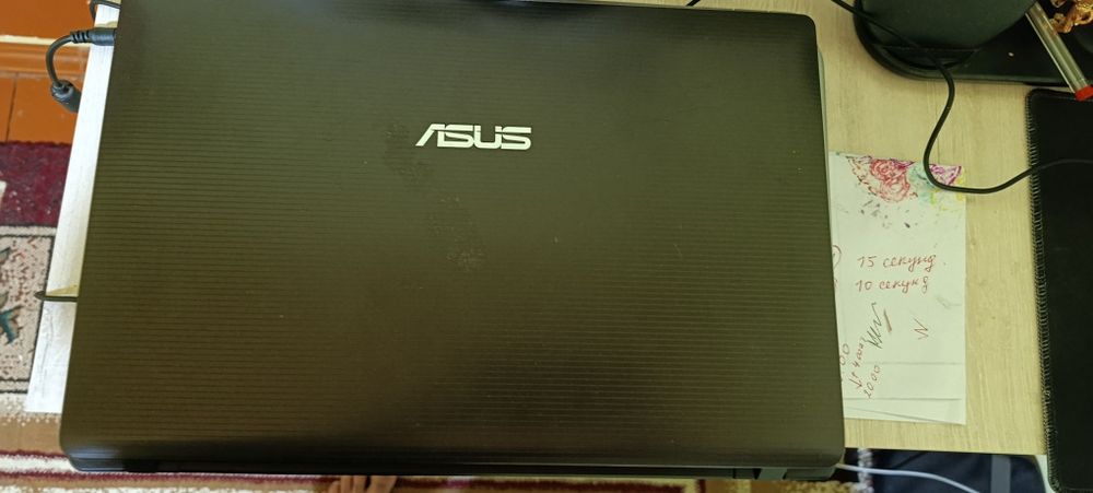 Ноутбук ASUS сотилади