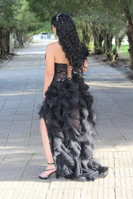 Официалена рокля