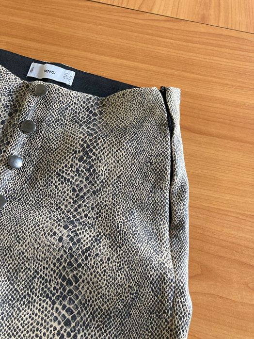 Pantaloni Mango leopard print, marimea S