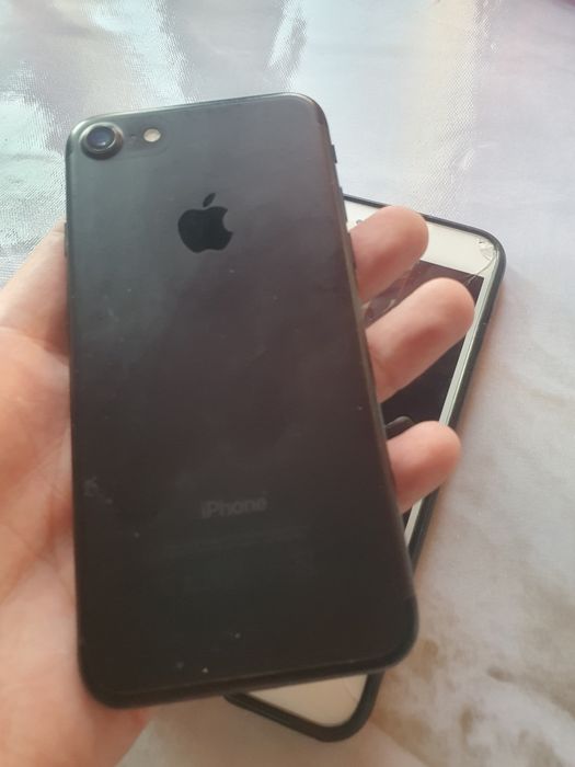Iphone 7 продам 16000