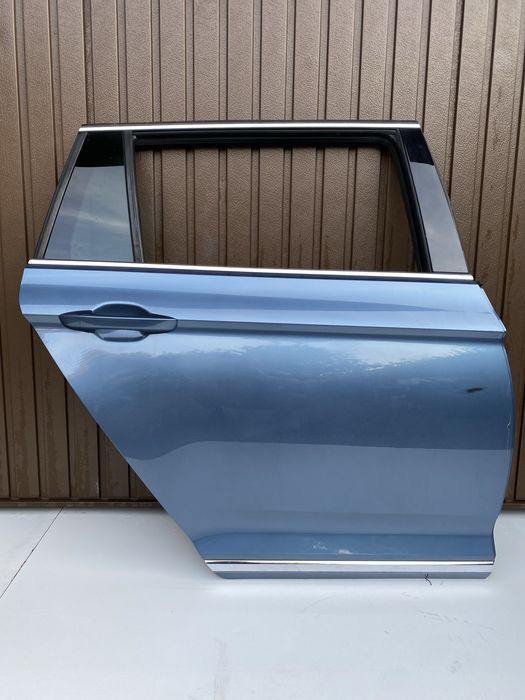 Usa dr spate vw Passat B8 combi cod de culoare LB5J 2015-2020