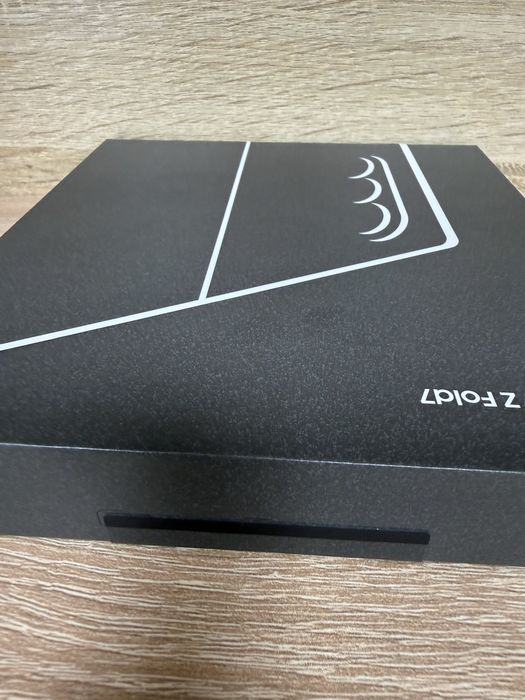 Samsung Galaxy Z Fold 7 5G •12/256GB / на 10 дена