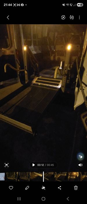 Rampa /lift /platforma hidraulica marfa și persoane pentru dube/busuri