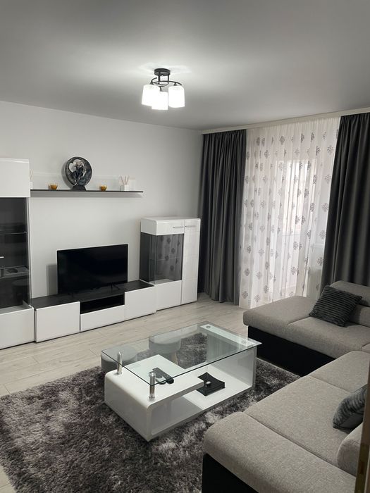 Se închiriază apartament în Câmpia Turzii cu 3 camere