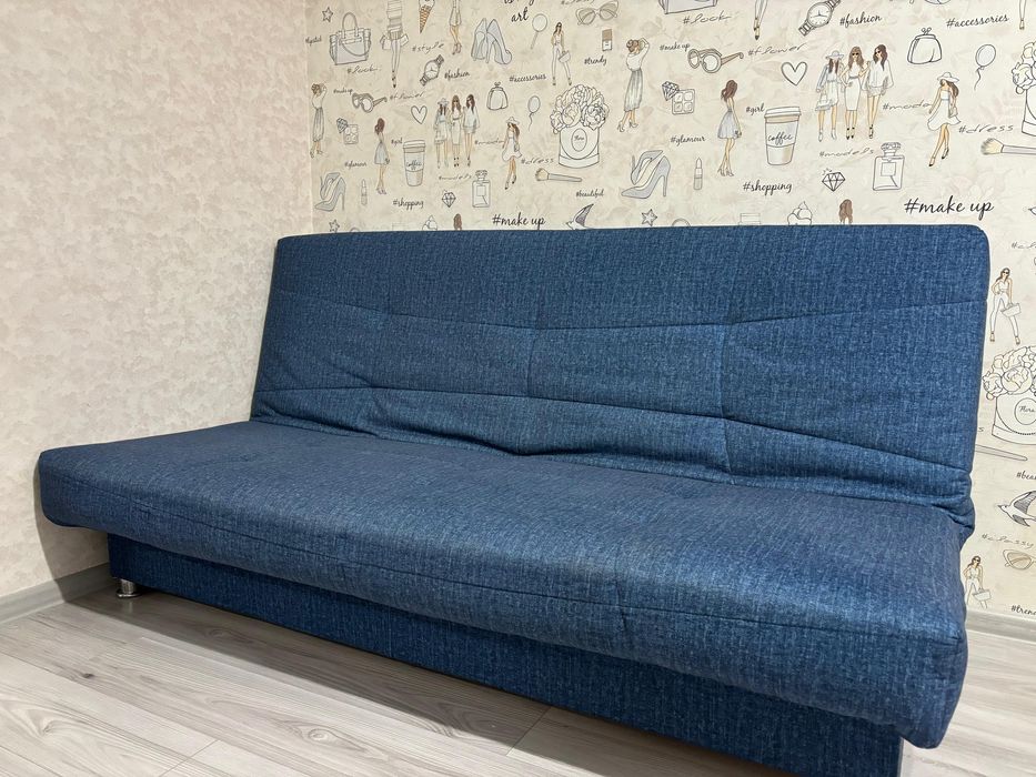 Продам диван в отличном состоянии